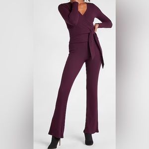 Express Ribbed Set in Burgundy